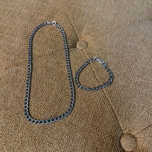 Silver Chain Necklace and Bracelet Set
